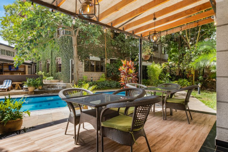 kates-apartment-restaurant-5